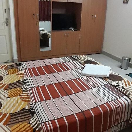 Apartment Home Stay Bangalore Buitenkant foto
