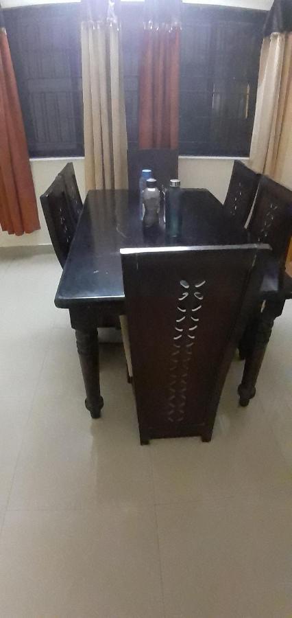 Apartment Home Stay Bangalore Buitenkant foto